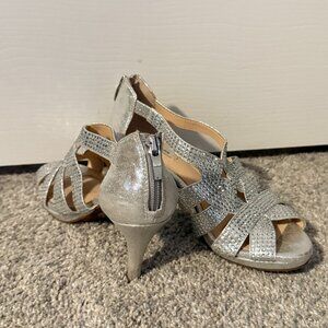 Alex Marie Silver Heel - size 6.5